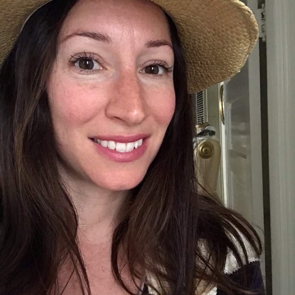 Meet your Posher, Lia